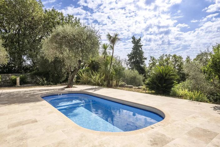 Image No.20-6 Bed House for sale