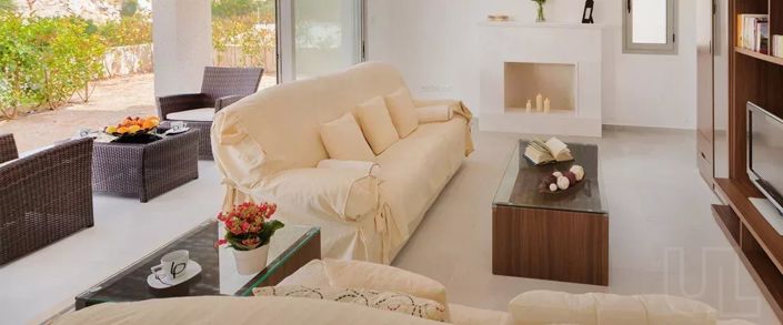 Image No.16-5 Bed House for sale