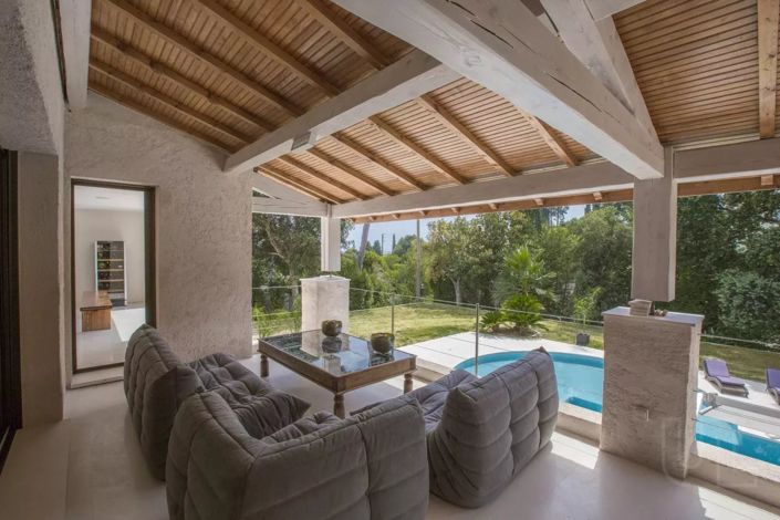 Image No.5-5 Bed House for sale