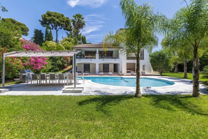 Image No.9-5 Bed House for sale