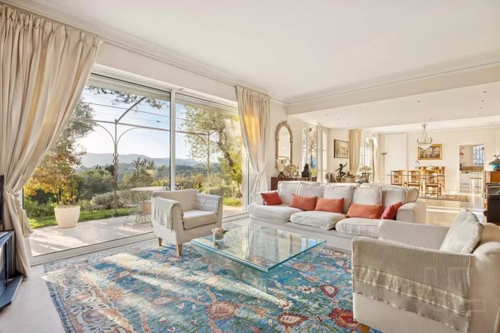 Image No.5-4 Bed House for sale