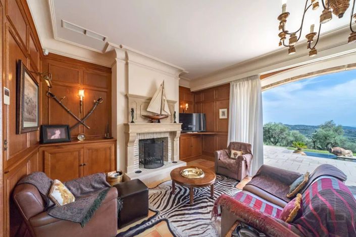 Image No.18-5 Bed House for sale