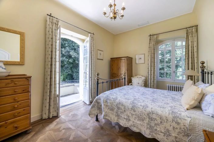 Image No.34-7 Bed House for sale