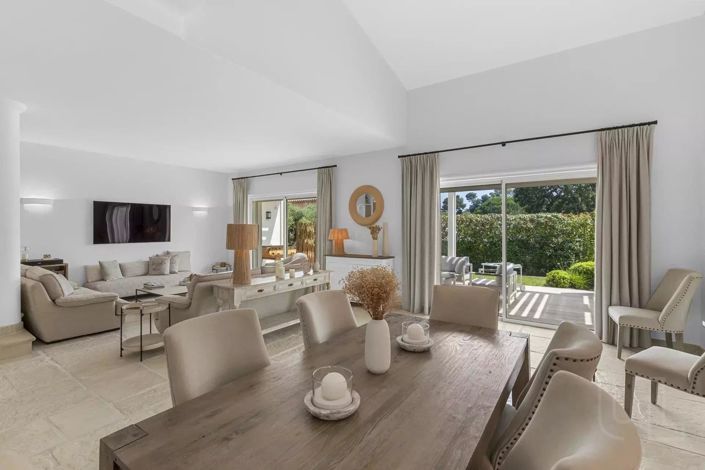 Image No.5-4 Bed House for sale