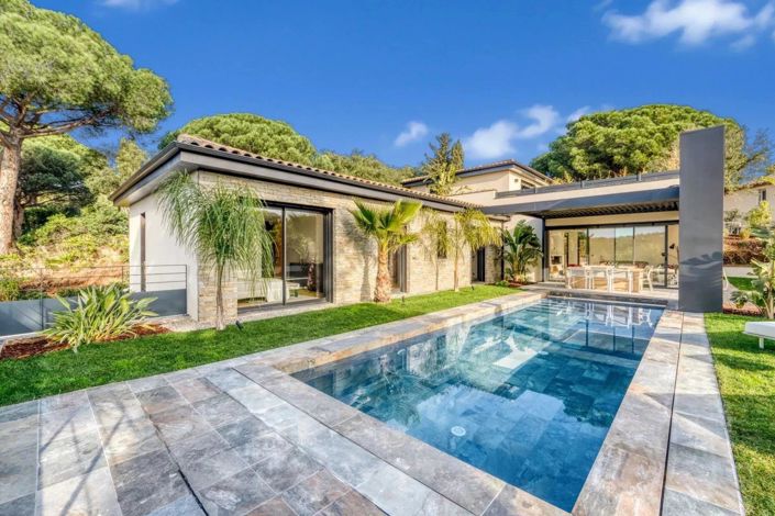 Image No.3-4 Bed House for sale