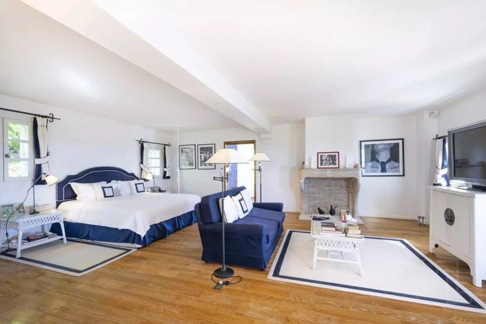 Image No.10-8 Bed House for sale