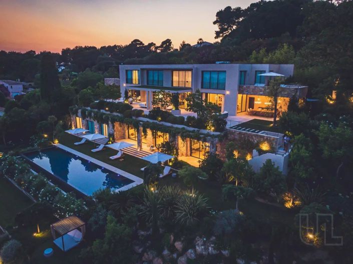 Image No.14-7 Bed House for sale