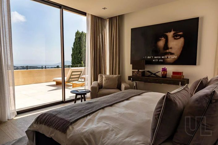 Image No.27-7 Bed House for sale