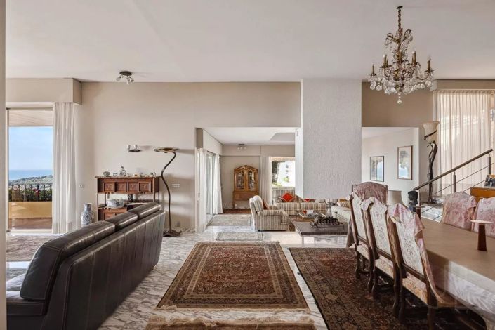 Image No.18-5 Bed House for sale