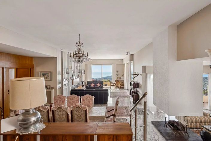 Image No.19-5 Bed House for sale