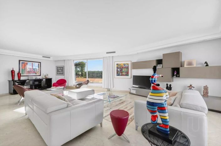 Image No.3-4 Bed Apartment for sale