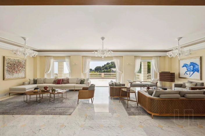 Image No.17-6 Bed House for sale