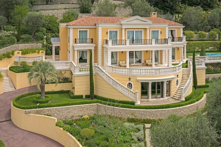 Image No.20-6 Bed House for sale