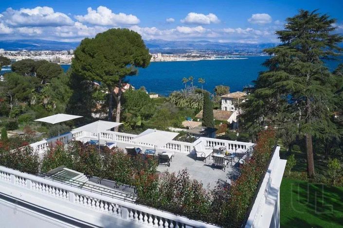 Image No.6-7 Bed House for sale