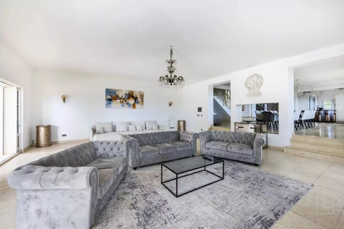 Image No.6-7 Bed House for sale