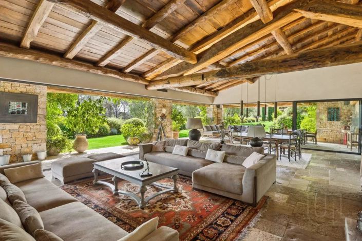 Image No.3-5 Bed House for sale