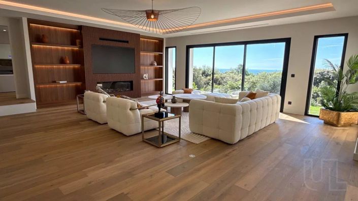 Image No.15-5 Bed House for sale