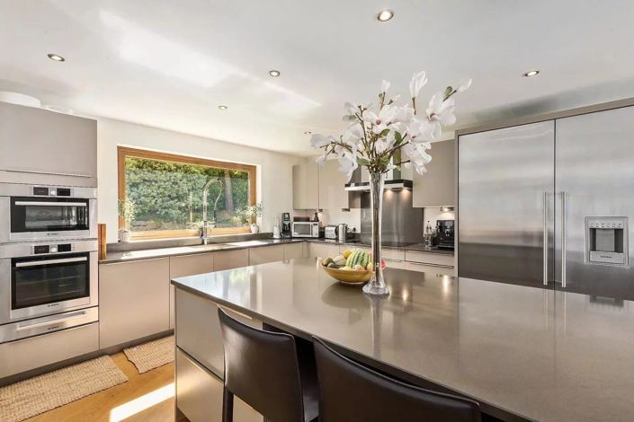 Image No.36-7 Bed House for sale