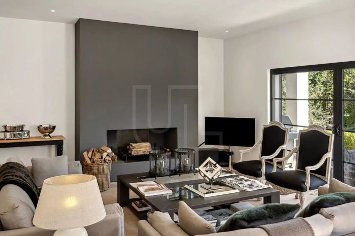 Image No.4-4 Bed House for sale