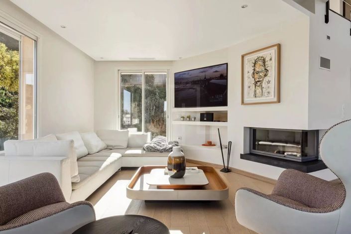 Image No.4-5 Bed House for sale