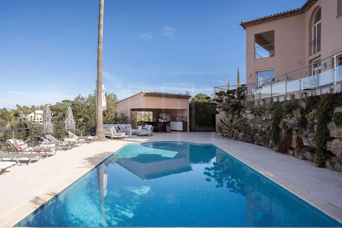 Image No.5-5 Bed House for sale