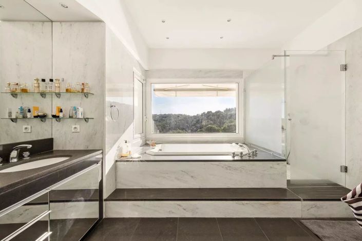 Image No.9-Maison de 6 chambres à vendre à Valbonne