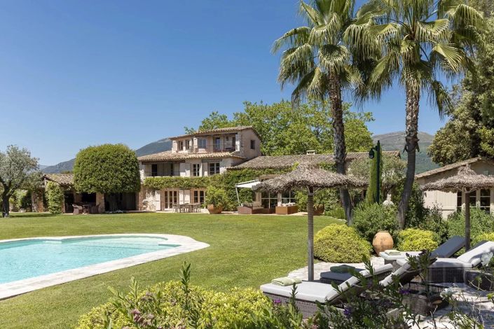 Image No.7-8 Bed House for sale