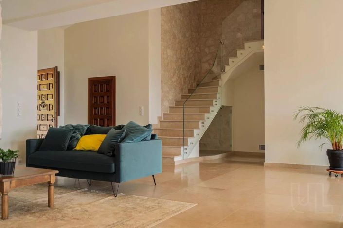 Image No.11-4 Bed House for sale