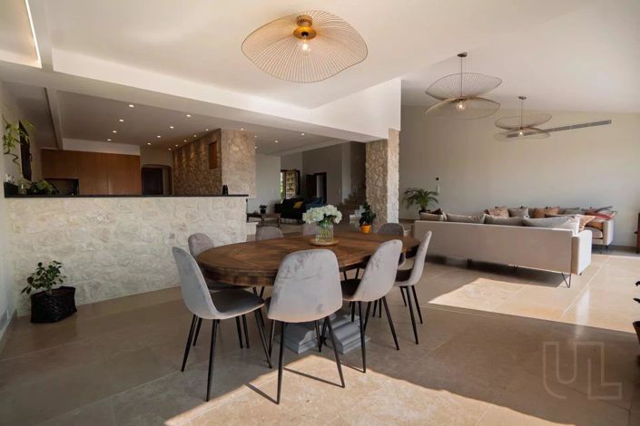 Image No.12-4 Bed House for sale