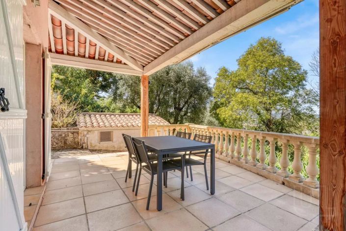 Image No.9-5 Bed House for sale