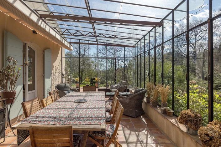 Image No.6-5 Bed House for sale