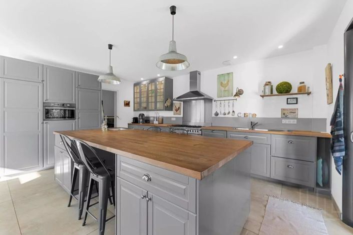 Image No.4-4 Bed House for sale