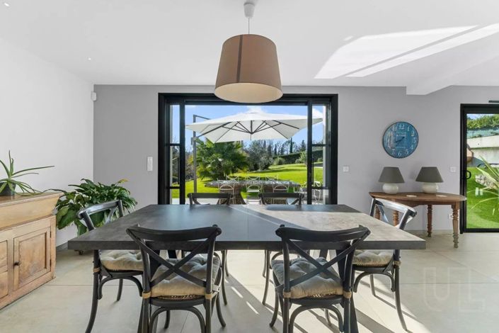 Image No.6-4 Bed House for sale