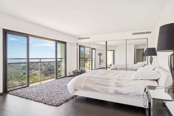 Image No.4-4 Bed House for sale