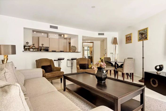 Image No.13-2 Bed Apartment for sale