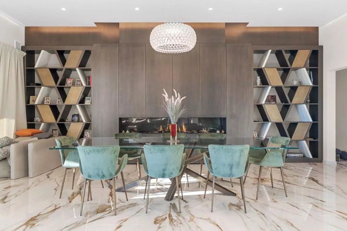 Image No.8-9 Bed House for sale