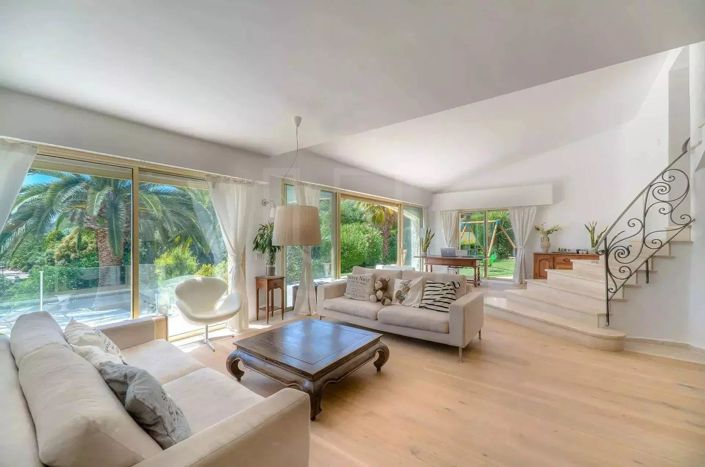 Image No.4-4 Bed House for sale