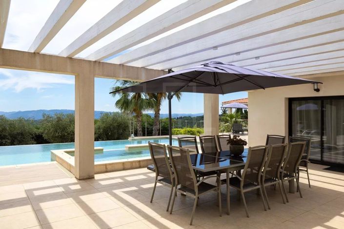 Image No.19-4 Bed House for sale