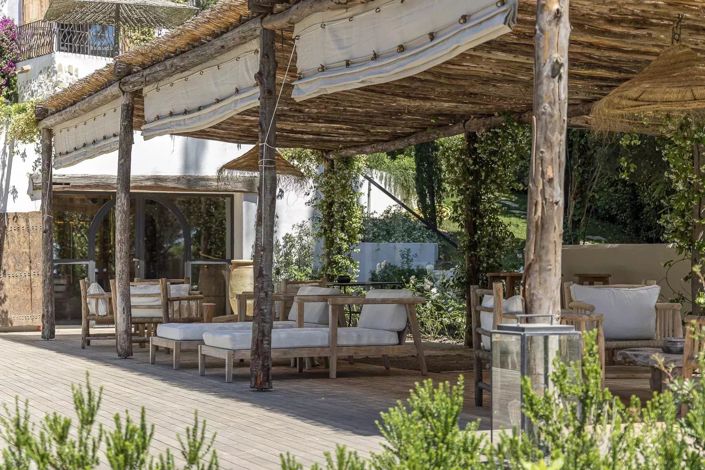 Image No.13-6 Bed House for sale