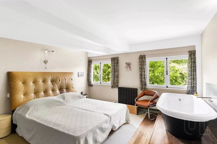 Image No.7-16 Bed House for sale