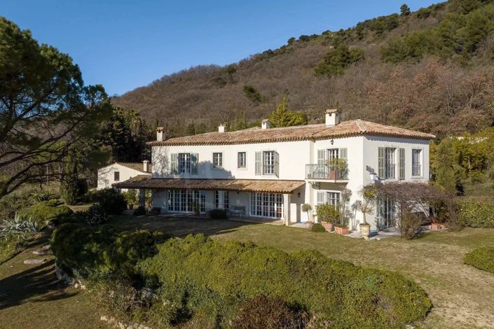 Image No.26-6 Bed House for sale