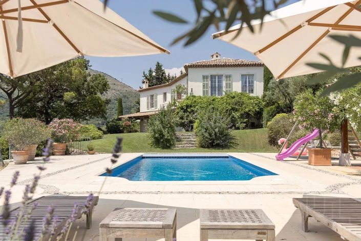 Image No.6-6 Bed House for sale