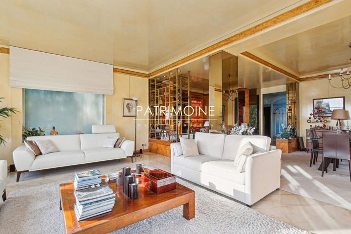 Image No.6-4 Bed Property for sale