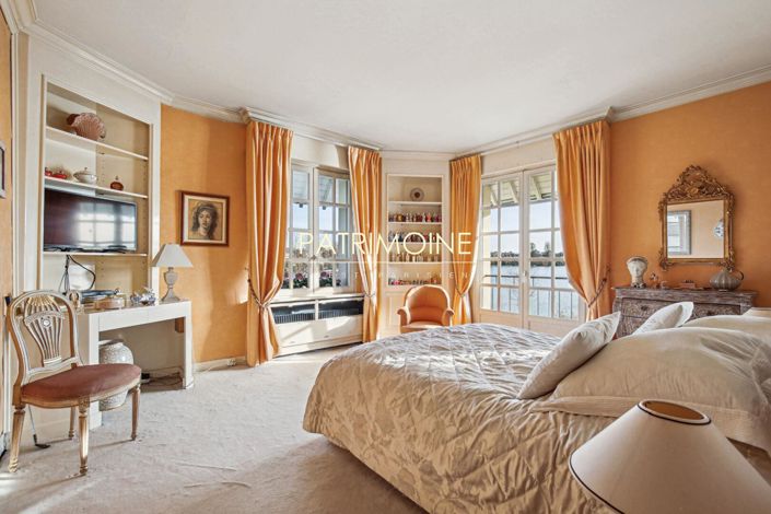 Image No.7-4 Bed Property for sale