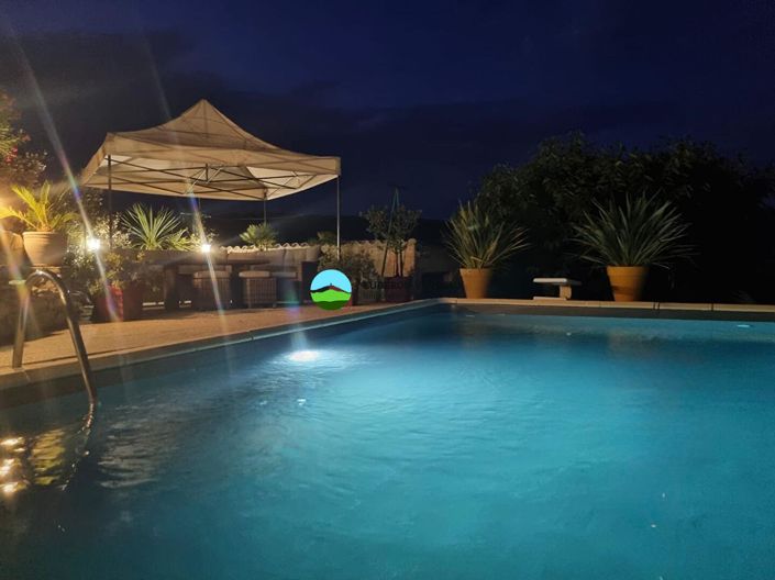 Image No.5-5 Bed House for sale