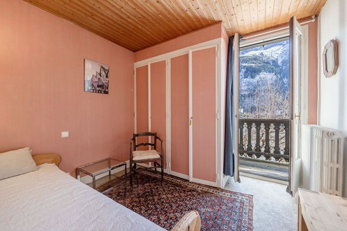 Image No.5-4 Bed House for sale