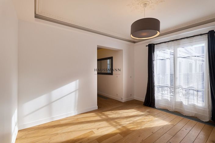 Image No.2-Appartement de 1 chambre à vendre à Paris