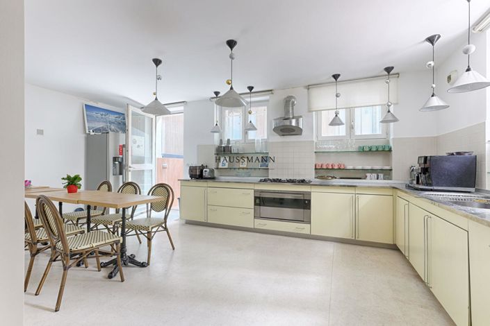 Image No.4-6 Bed Property for sale