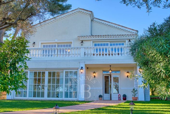 Image No.2-4 Bed House for sale