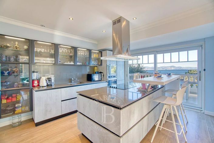 Image No.4-Maison de 4 chambres à vendre à Antibes